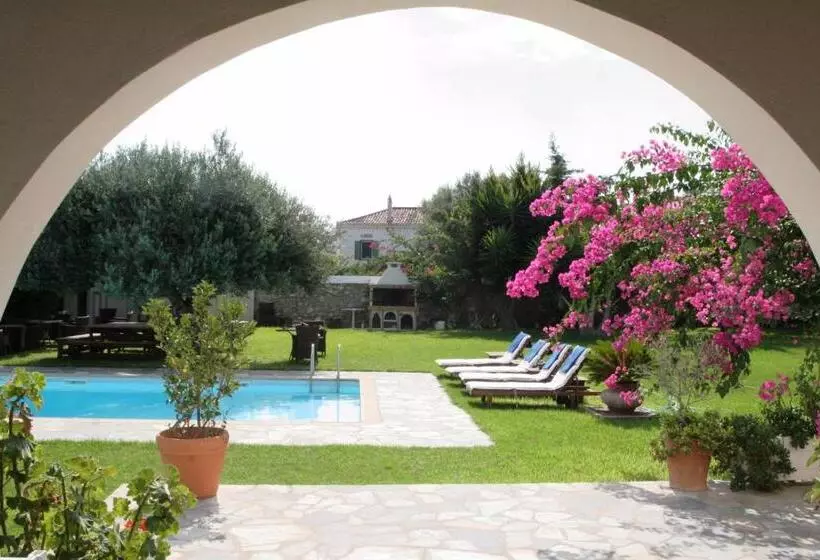 ホテル Villa Irini