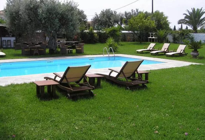 ホテル Villa Irini