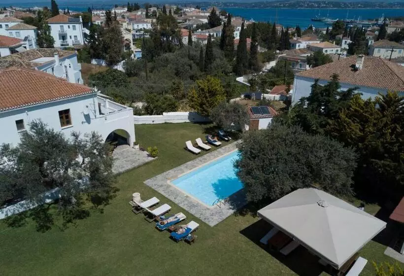 ホテル Villa Irini