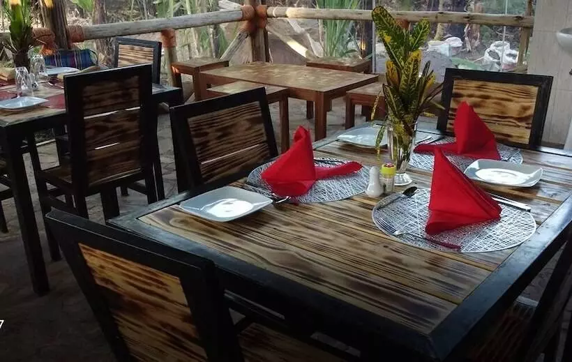 Jangwani River View Inn