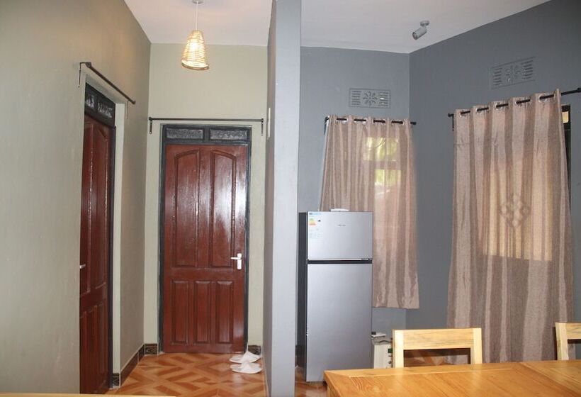 Jangwani River View Inn