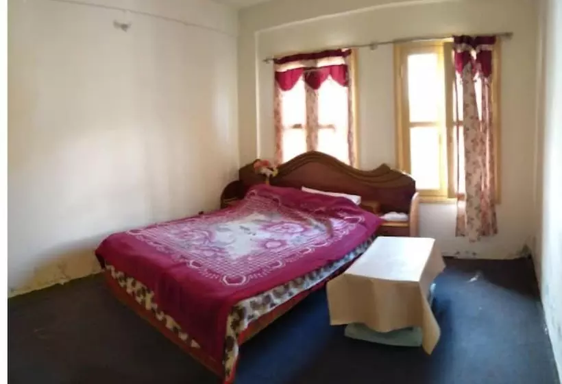 پانسیون Faizan Guest House Hunza
