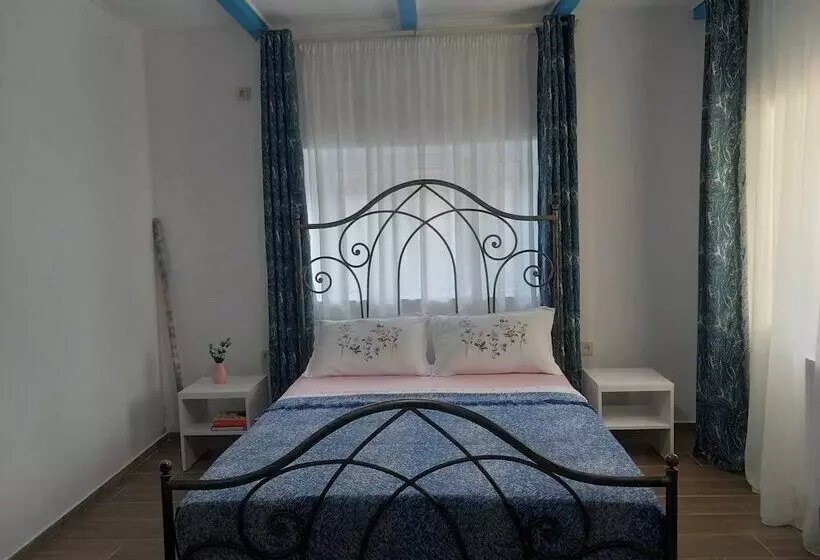 پانسیون Home Of Gnomes