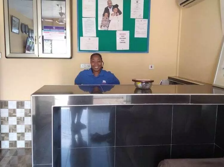 Majatalo Krobia Executive Lodge