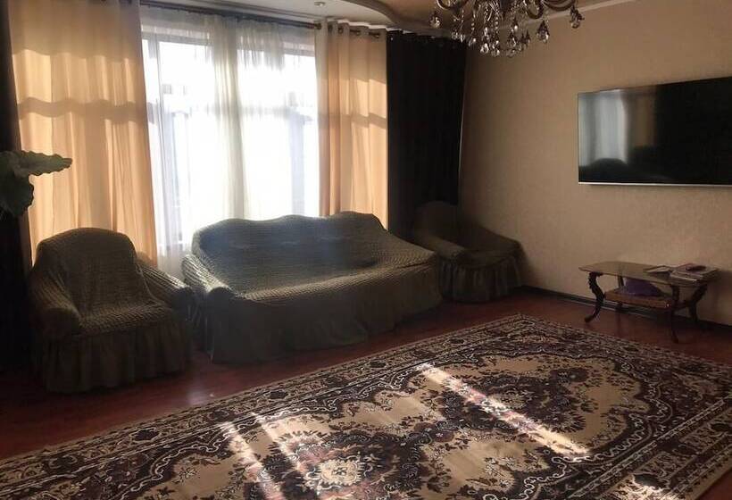 پانسیون Vstrecha