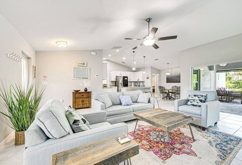 Saltwater Pool & Game Room: Gulf Coast Retreat