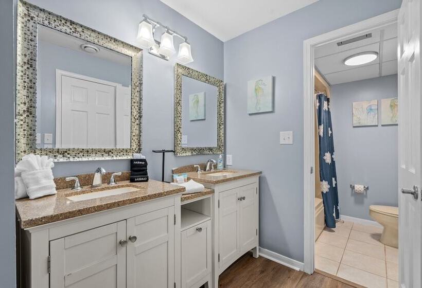 Lazy Lagoon By Avantstay Pool + Resort Access