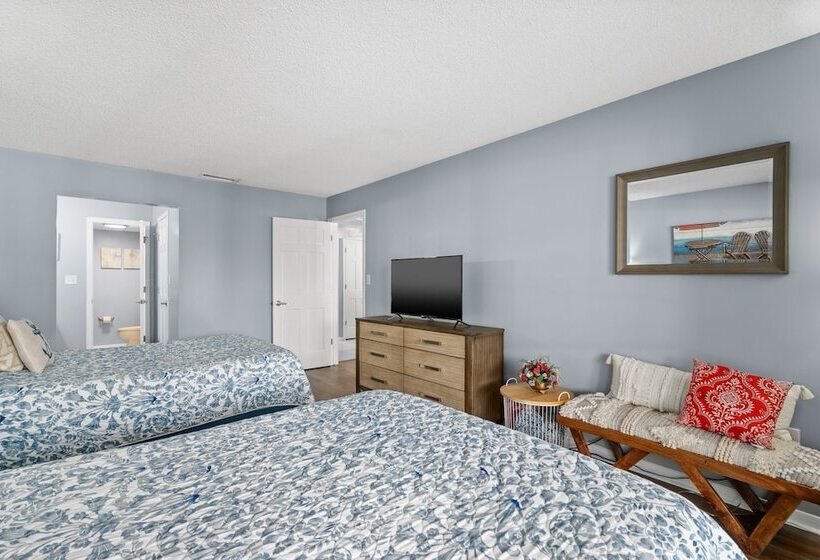 Lazy Lagoon By Avantstay Pool + Resort Access