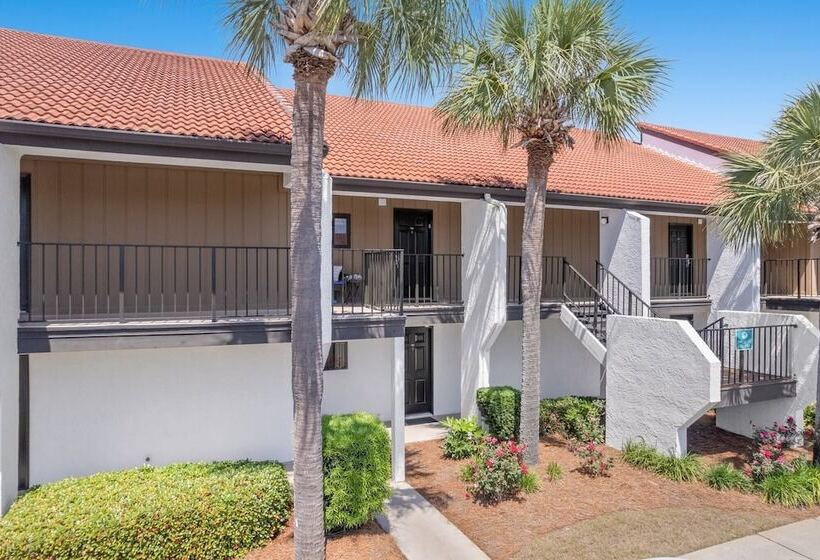 Lazy Lagoon By Avantstay Pool + Resort Access