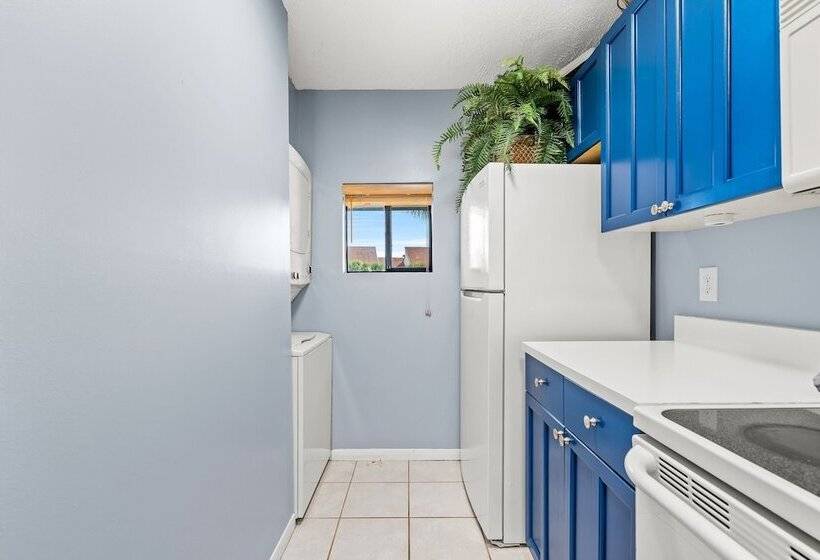 Lazy Lagoon By Avantstay Pool + Resort Access