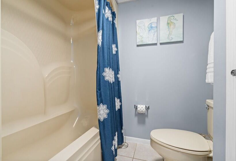 Lazy Lagoon By Avantstay Pool + Resort Access