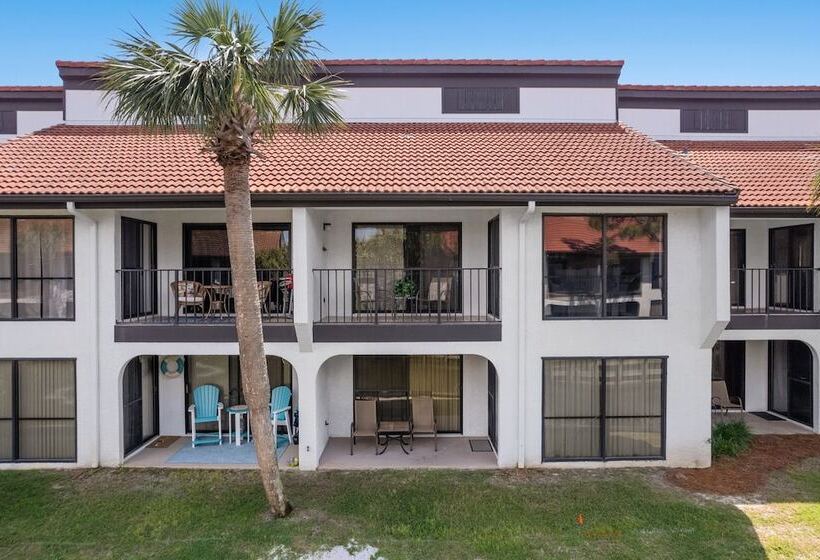 Lazy Lagoon By Avantstay Pool + Resort Access