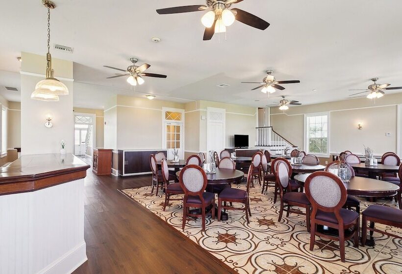 Elsa S Place Bed And Breakfast