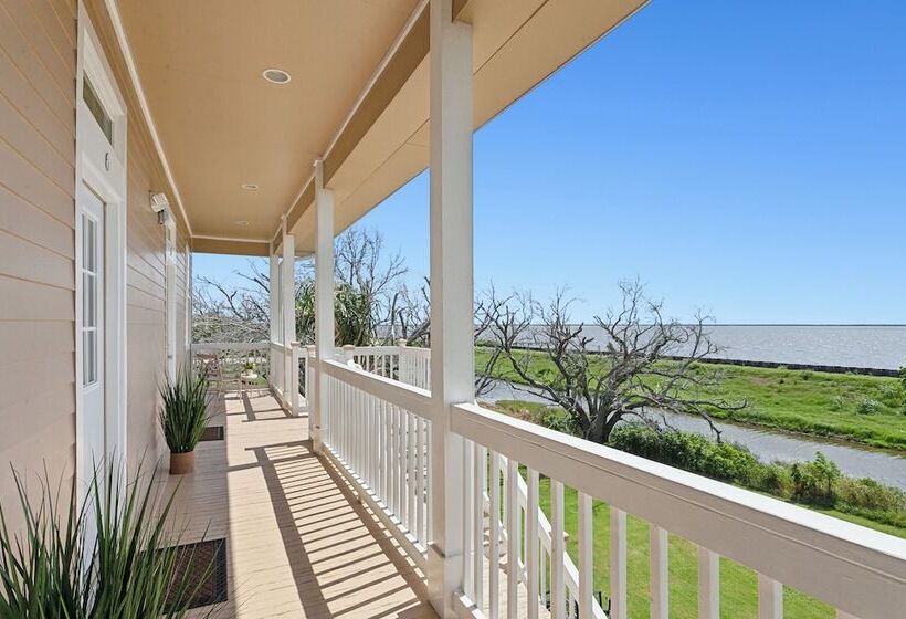 Elsa S Place Bed And Breakfast