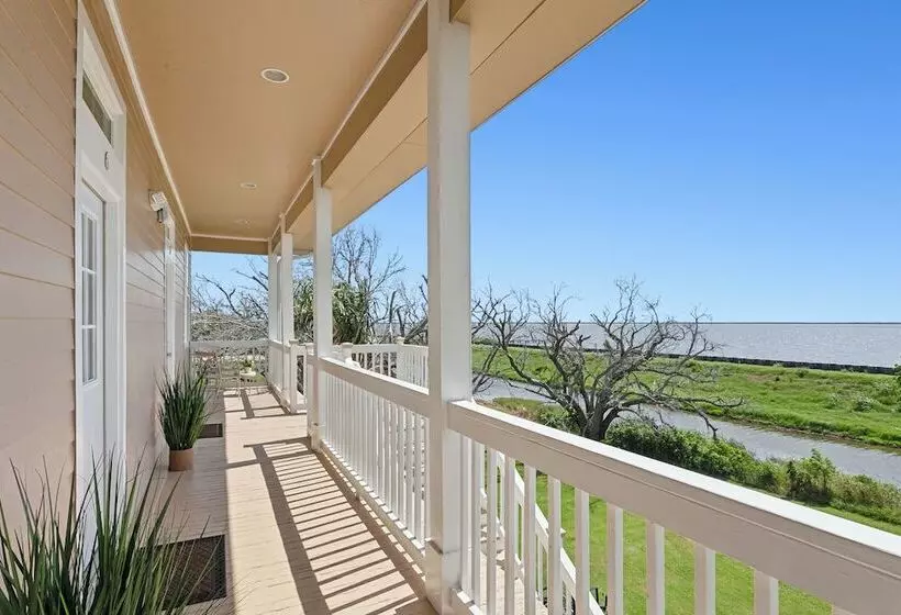 Elsa S Place Bed And Breakfast