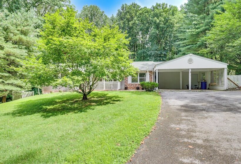 Family Friendly Home W/ Grill: 15 Mi To Baltimore!