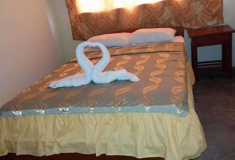 هتل Indiana Lodge