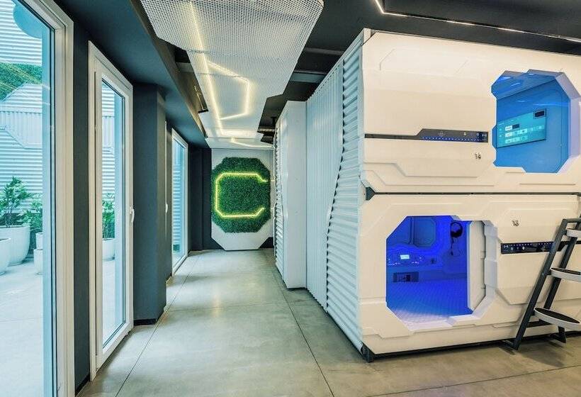 Hotel Underground Capsule