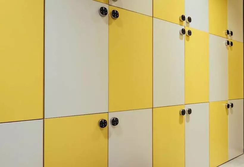 ホテル Underground Capsule