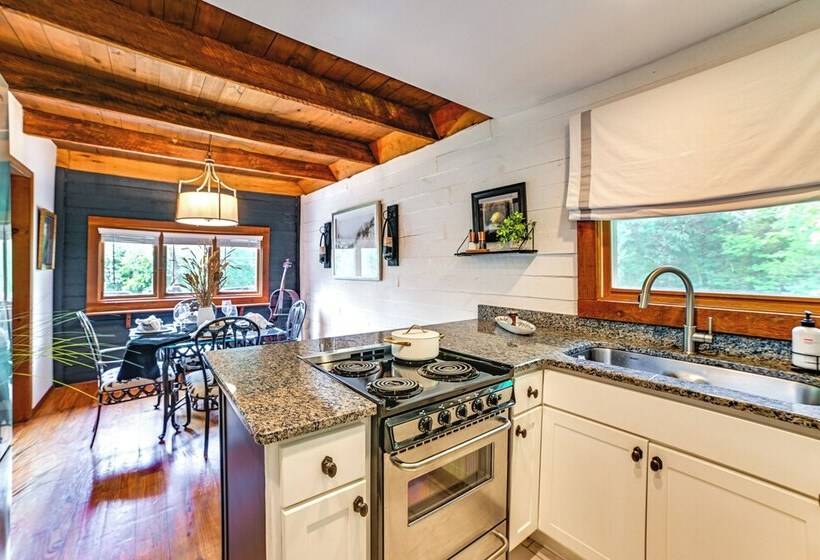 Lovely Gilbertsville Cabin W/ Patio, 4 Mi To Water