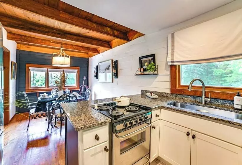 Lovely Gilbertsville Cabin W/ Patio, 4 Mi To Water