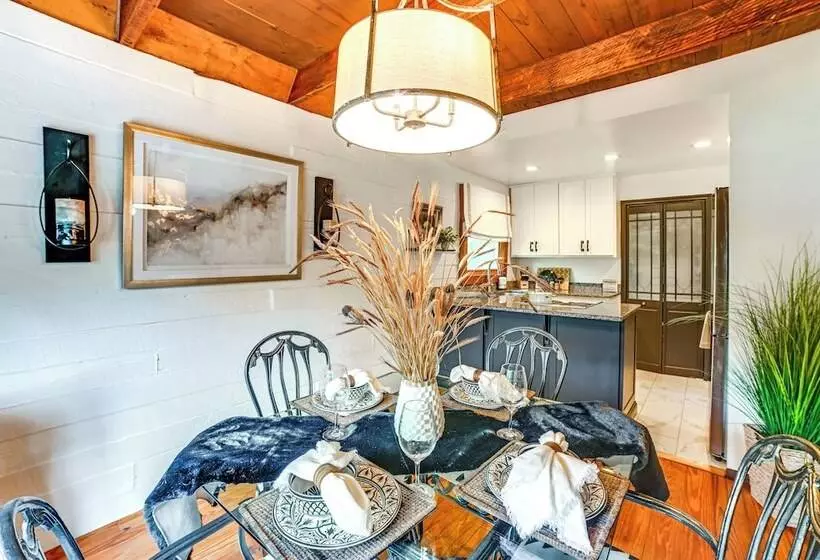 Lovely Gilbertsville Cabin W/ Patio, 4 Mi To Water