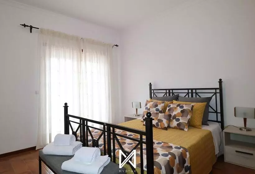 Majatalo Mystay   Oliveira Douro House