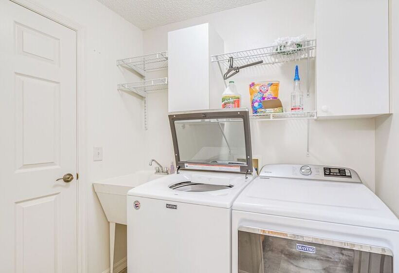 Pet Friendly Home In The Villages W/ Private Lanai