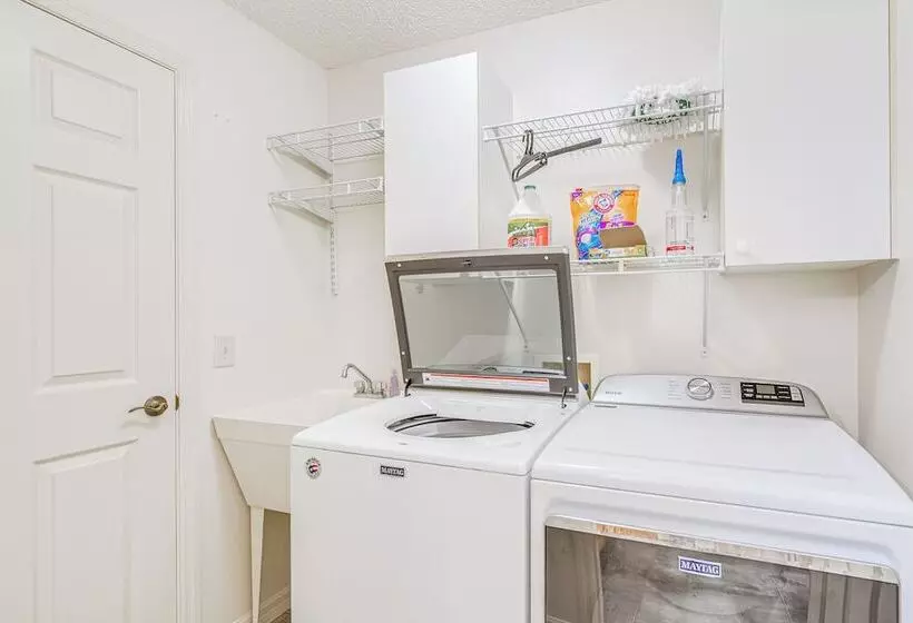 Pet Friendly Home In The Villages W/ Private Lanai