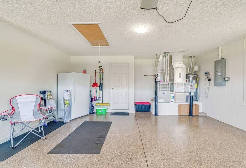 Pet Friendly Home In The Villages W/ Private Lanai