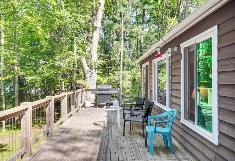 Quiet Presque Isle Home W/ Grill: Families Welcome