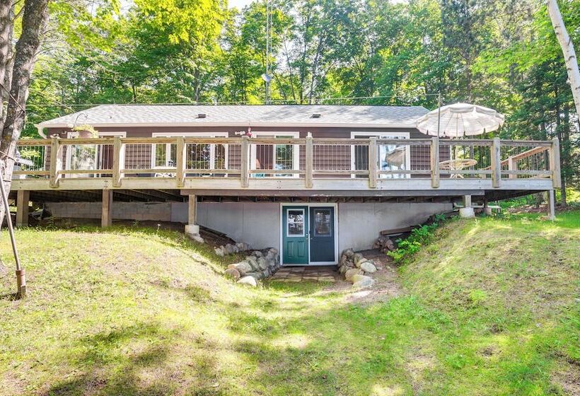 Quiet Presque Isle Home W/ Grill: Families Welcome