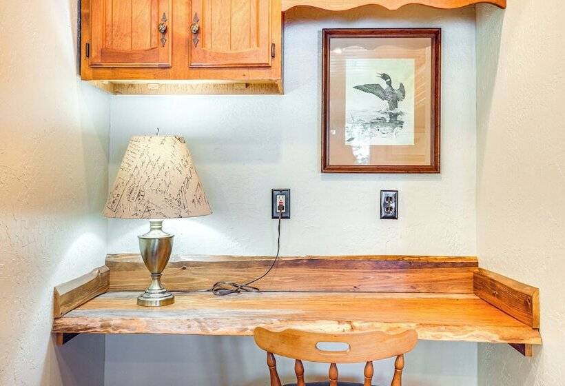 Quiet Presque Isle Home W/ Grill: Families Welcome