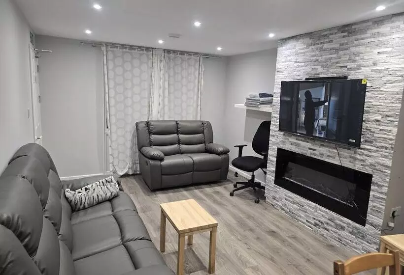 Residenssi Friendly Retreat At Windermere Way Upto 6 Guests