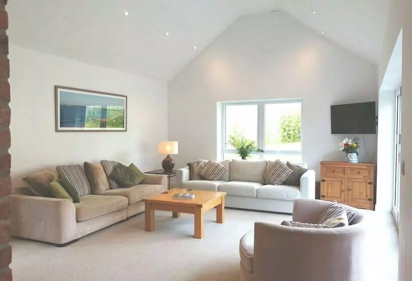 レジデンス The Highlands, 5 Bed 5 Bath, Large Spacious House