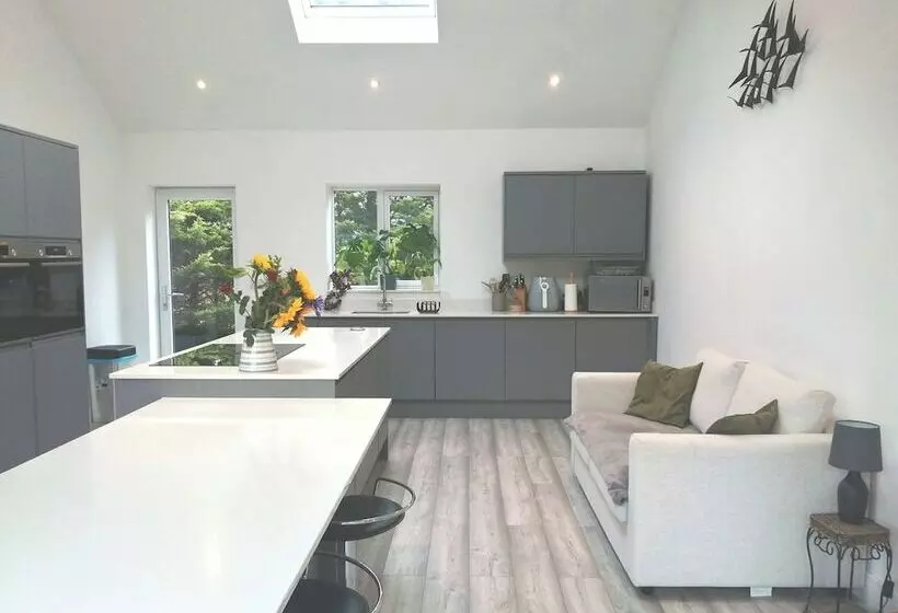 レジデンス The Highlands, 5 Bed 5 Bath, Large Spacious House