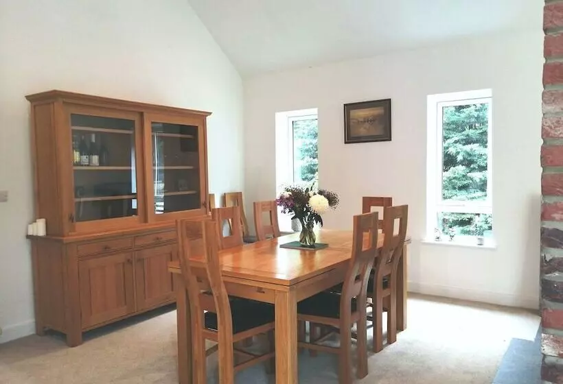 レジデンス The Highlands, 5 Bed 5 Bath, Large Spacious House