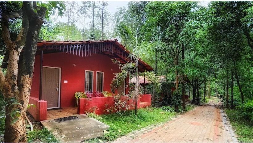 Devigiri Home Stay And Resort