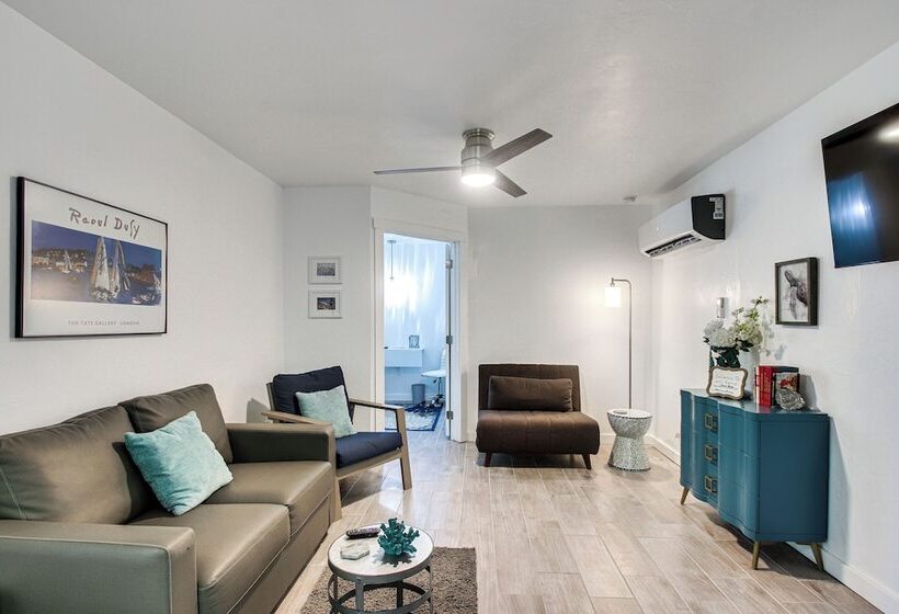 Shawnee Cabin W/ On Site Reservoir Access!