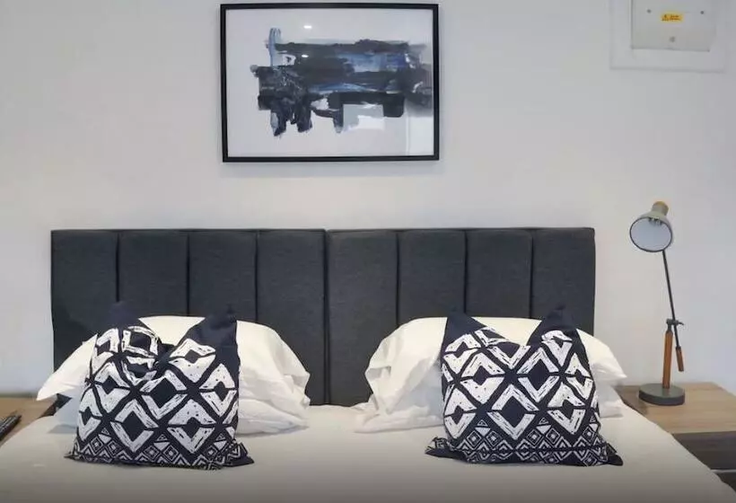 Southampton Luxury Studios   City Centre