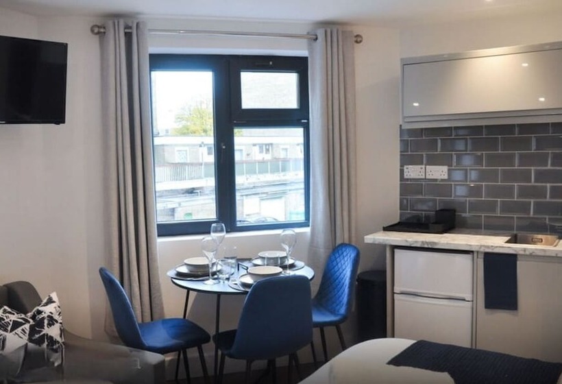 Southampton Luxury Studios   City Centre