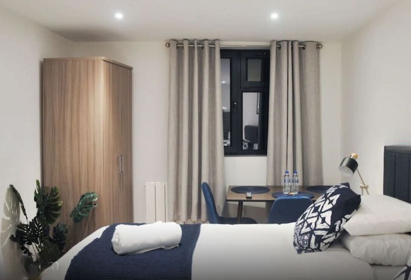 Southampton Luxury Studios   City Centre