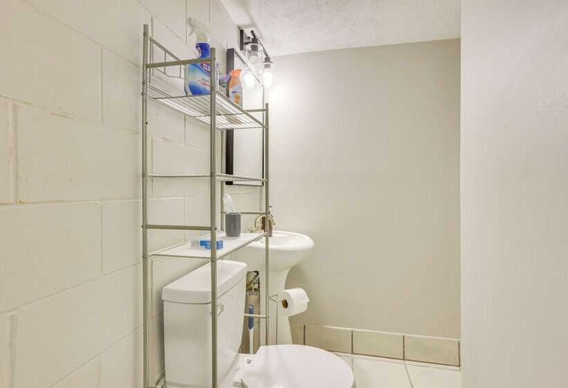 Spacious Omaha Home W/ Patio & Yard, Pets Welcome!