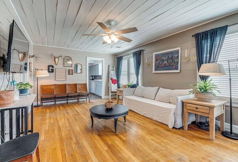 Fire Pit & Yard: Dog Friendly Spicewood Home