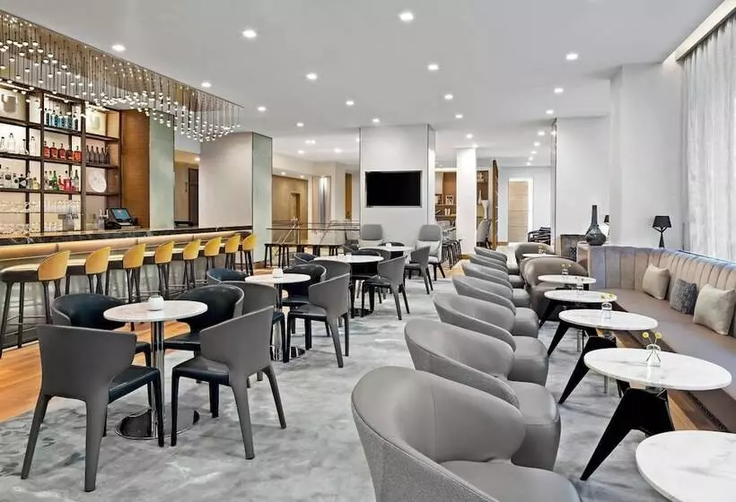 Ac Hotel By Marriott Kansas City Downtown