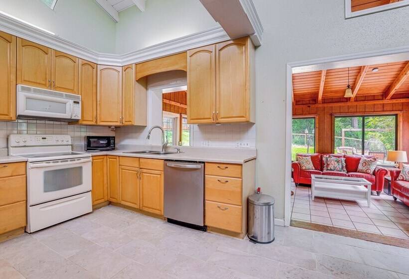 Alpharetta Home W/ Patio & Yard ~ 3 Mi To Downtown