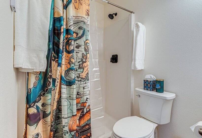 Charming Westport Abode W/ Hot Tub, Deck & Yard!