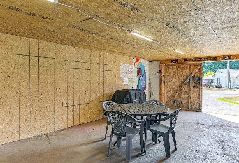 Cozy Tazewell Home W/ Grill On Back Of The Dragon!