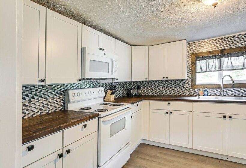 Cozy Tazewell Home W/ Grill On Back Of The Dragon!