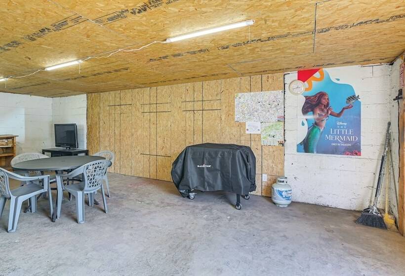 Cozy Tazewell Home W/ Grill On Back Of The Dragon!